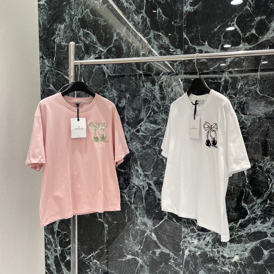 High-End Embroidered Cherry T-Shirt for Women: Autumn Morning Quality Clothing Option - 图片 1