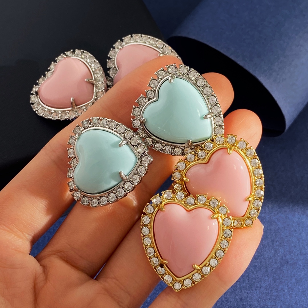 Valentino 华伦天奴Valentino欧美轻奢镶钻爱心形珐琅滴油粉色蓝色桃心耳夹耳拍 黄铜材质 4个色 重约18