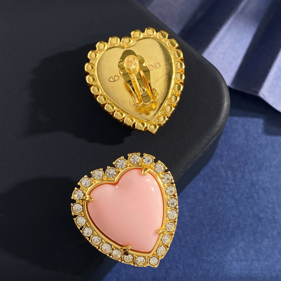 Valentino 华伦天奴Valentino欧美轻奢镶钻爱心形珐琅滴油粉色蓝色桃心耳夹耳拍 黄铜材质 4个色 重约18