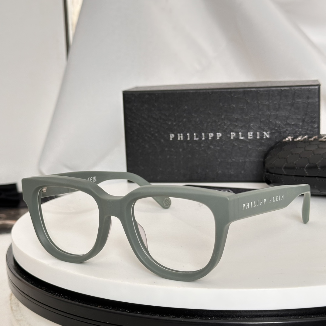  ‼️PHILIPP PLEI* 菲利普.普莱恩～
TOP QUALITY
-镭射印字抹油
-加厚板材
