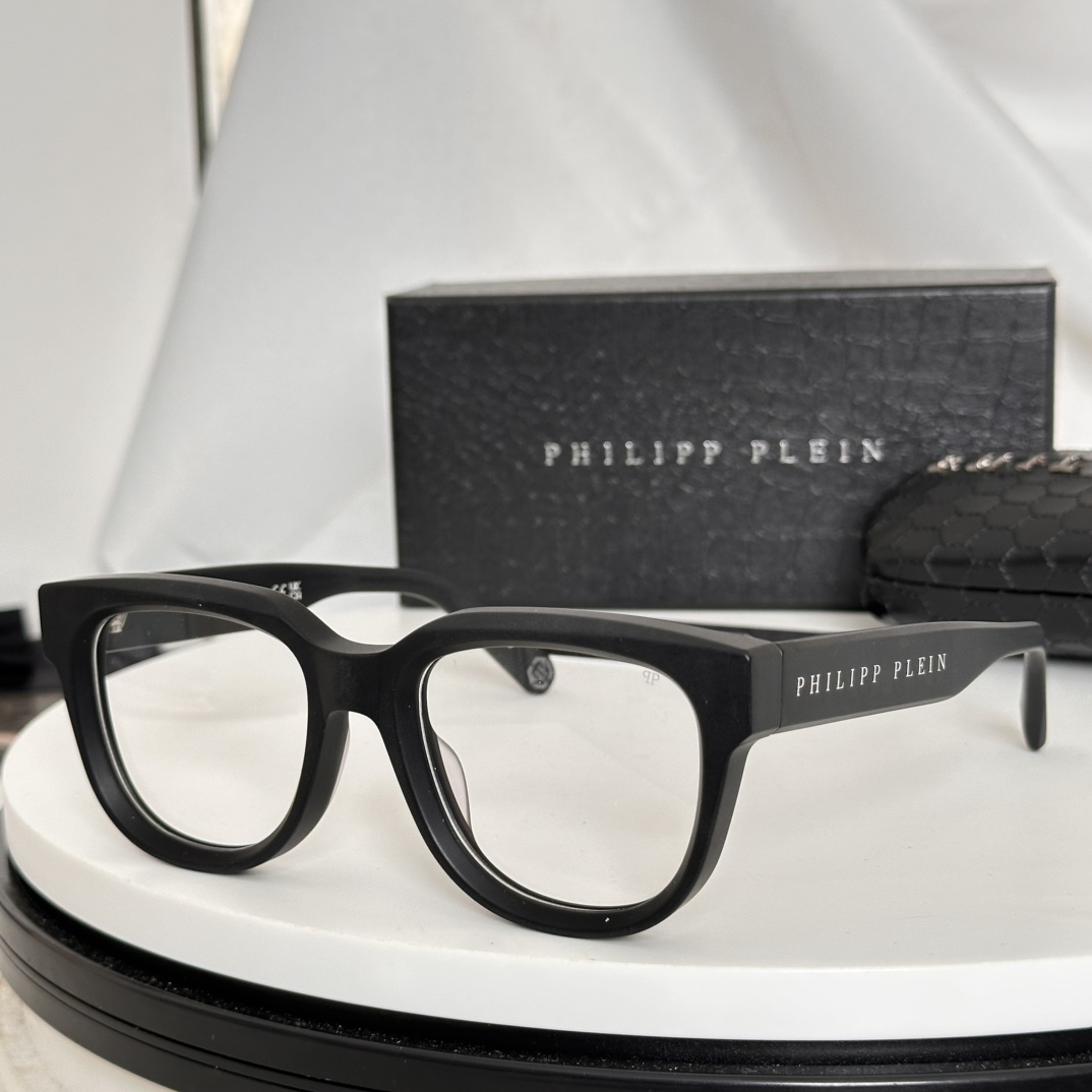  ‼️PHILIPP PLEI* 菲利普.普莱恩～
TOP QUALITY
-镭射印字抹油
-加厚板材
