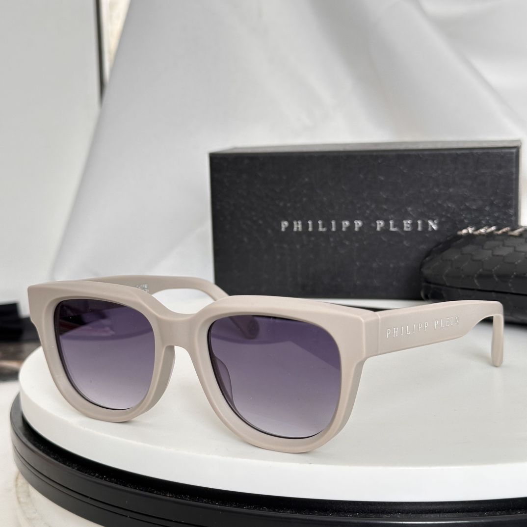  ‼️PHILIPP PLEI* 菲利普.普莱恩～
TOP QUALITY
-镭射印字抹油
-加厚板材
