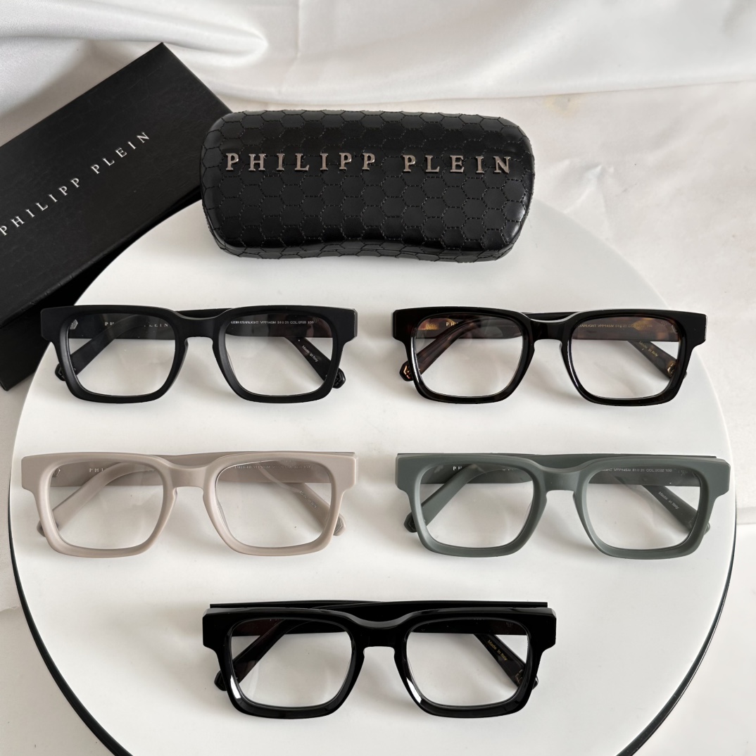  ‼️PHILIPP PLEI* 菲利普.普莱恩～
TOP QUALITY
-镭射印字抹油
-加厚板材
