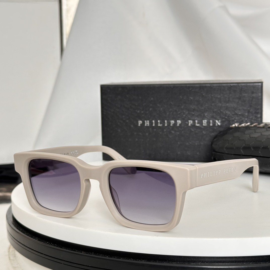  ‼️PHILIPP PLEI* 菲利普.普莱恩～
TOP QUALITY
-镭射印字抹油
-加厚板材
