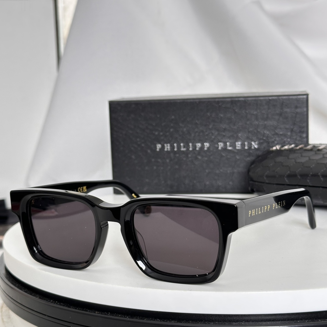  ‼️PHILIPP PLEI* 菲利普.普莱恩～
TOP QUALITY
-镭射印字抹油
-加厚板材
