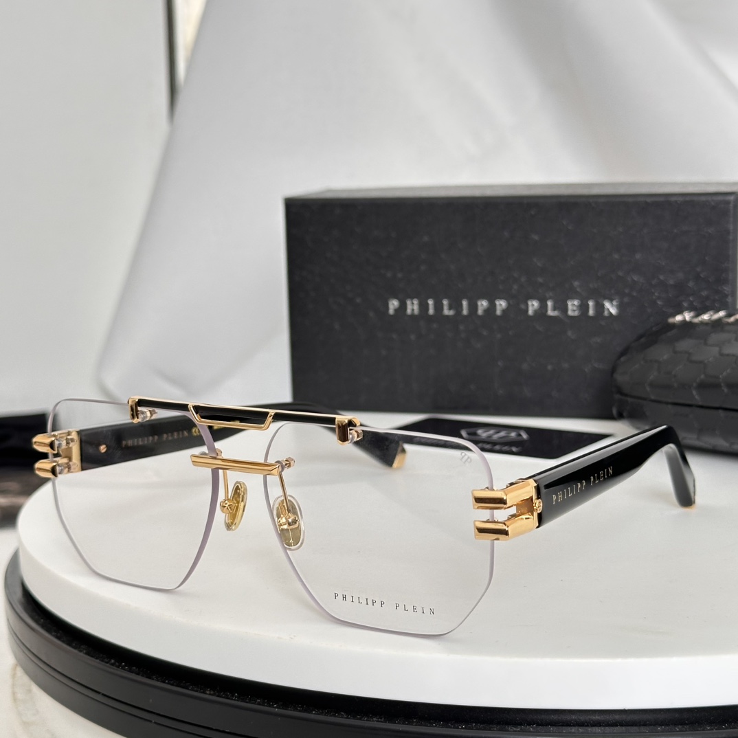  ‼️PHILIPP PLEI* 菲利普.普莱恩～
-原版一比一开模
-镭射印字抹油
-重工金属配件
T
