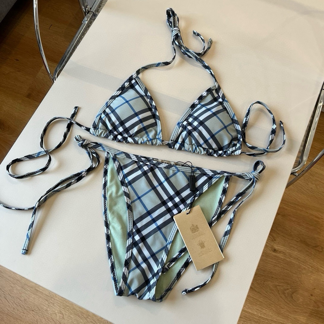 NO:374337,Burberry's classic British swimsuit, the real thing is so beautiful!  If you can't take pictures of it, whoever wears it will be beautiful!  Very worth buying SML XL swimsuits, swimsuits, swimsuits, bikinis, burberry, burberry, swimsuits, bikinis19860909Burberry巴宝莉经典英伦格泳衣,实物实在太美了！拍不出来它的美谁穿谁美！很值得入手 SML XL泳衣泳裤比基尼,泳衣，泳裤，比基尼,burberry,burberry,swimsuits,bikinis,accessory