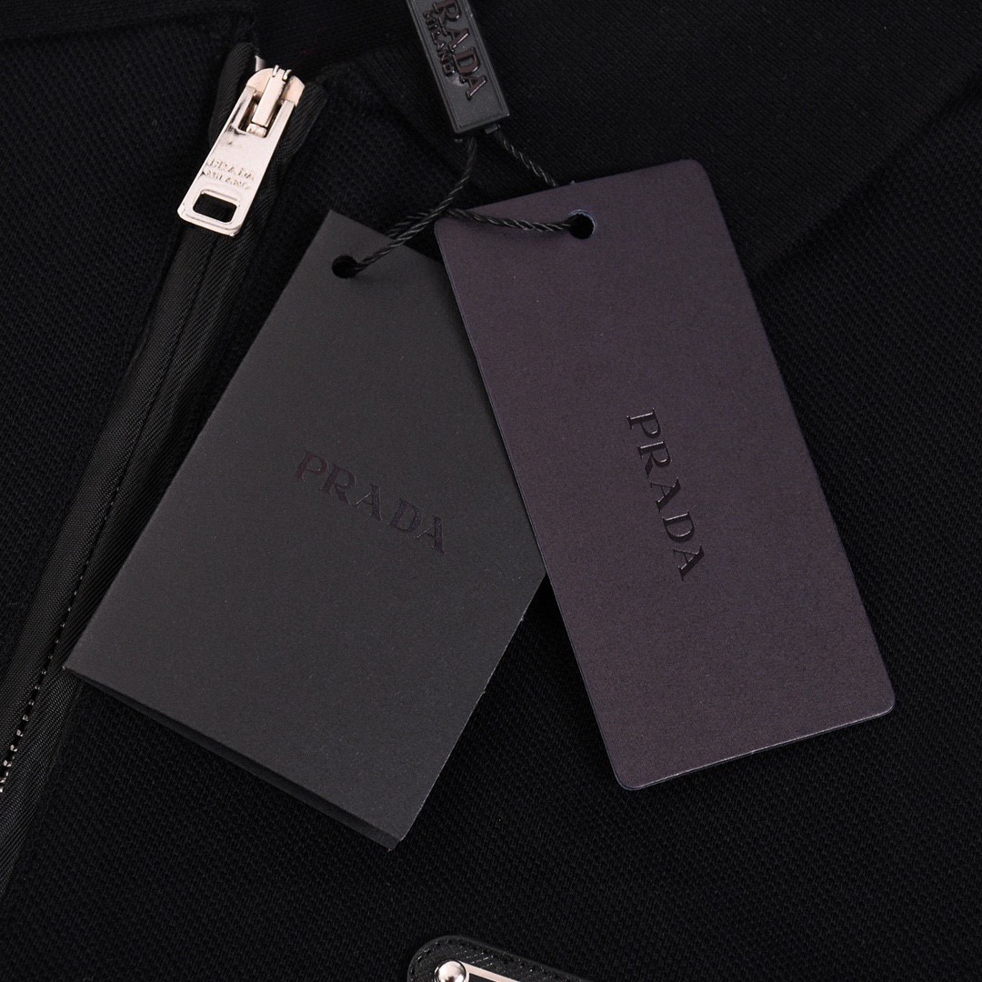普拉达/Prada 夏季新款 经典三角标拉链翻领短袖polo衫