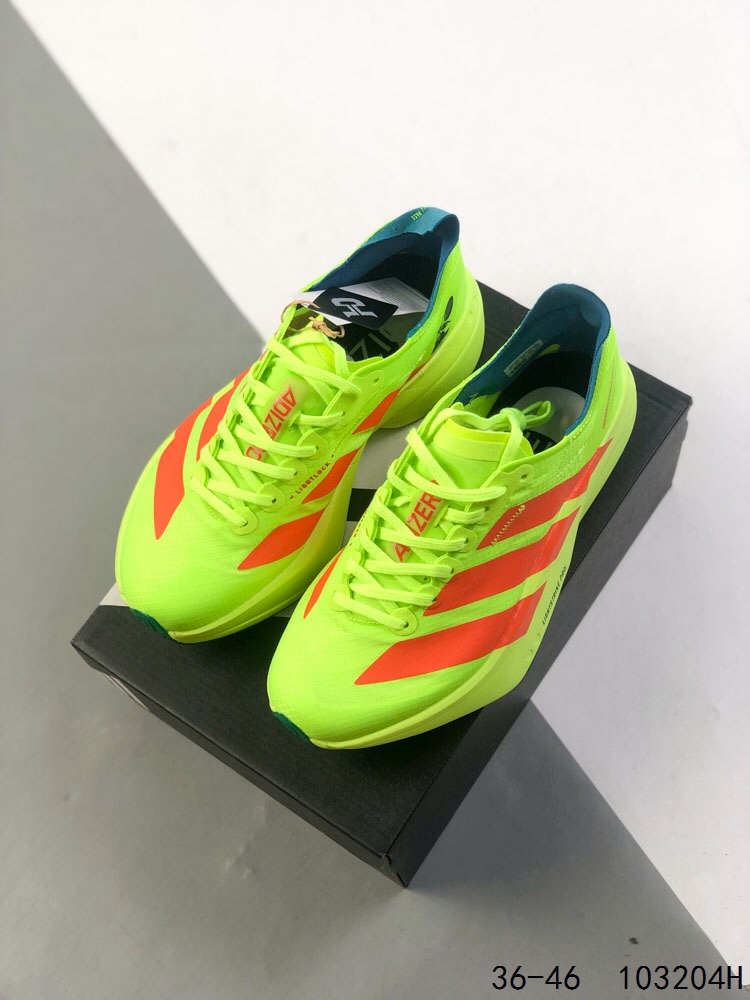 🈴️ 💰270
【】阿迪达斯 AIAS AIZERO 4.0 运动舒适防滑耐磨 低帮跑步鞋 阿迪达斯革新力作!「破纪录轻跑鞋」aiZero Aios Pro EVO 极致轻盈的Lightweight Upper设计,带来近乎裸足的舒适体验。中底采用尖端科技，Lightstrike Pro材料经过精细调校，实现卓越缓震与轻量化的完美结合。#科技与时尚的融合  
尺码：36 36⅔ 37⅓ 38 38⅔ 39⅓ 40 40⅔ 41⅓ 42 42⅔ 43⅓ 44 45 
I：103204H