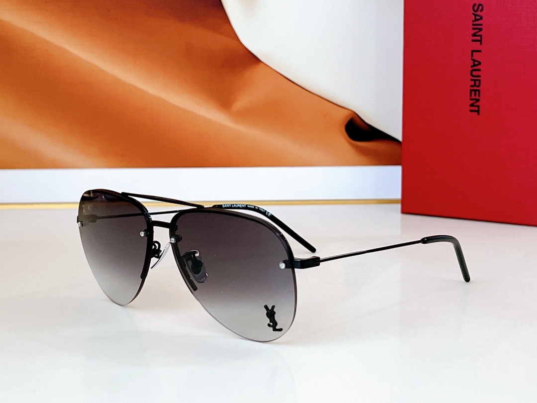  Saint Lauren
Model ：CLASSIC11M
Size ：59口13-145
🔝🔝