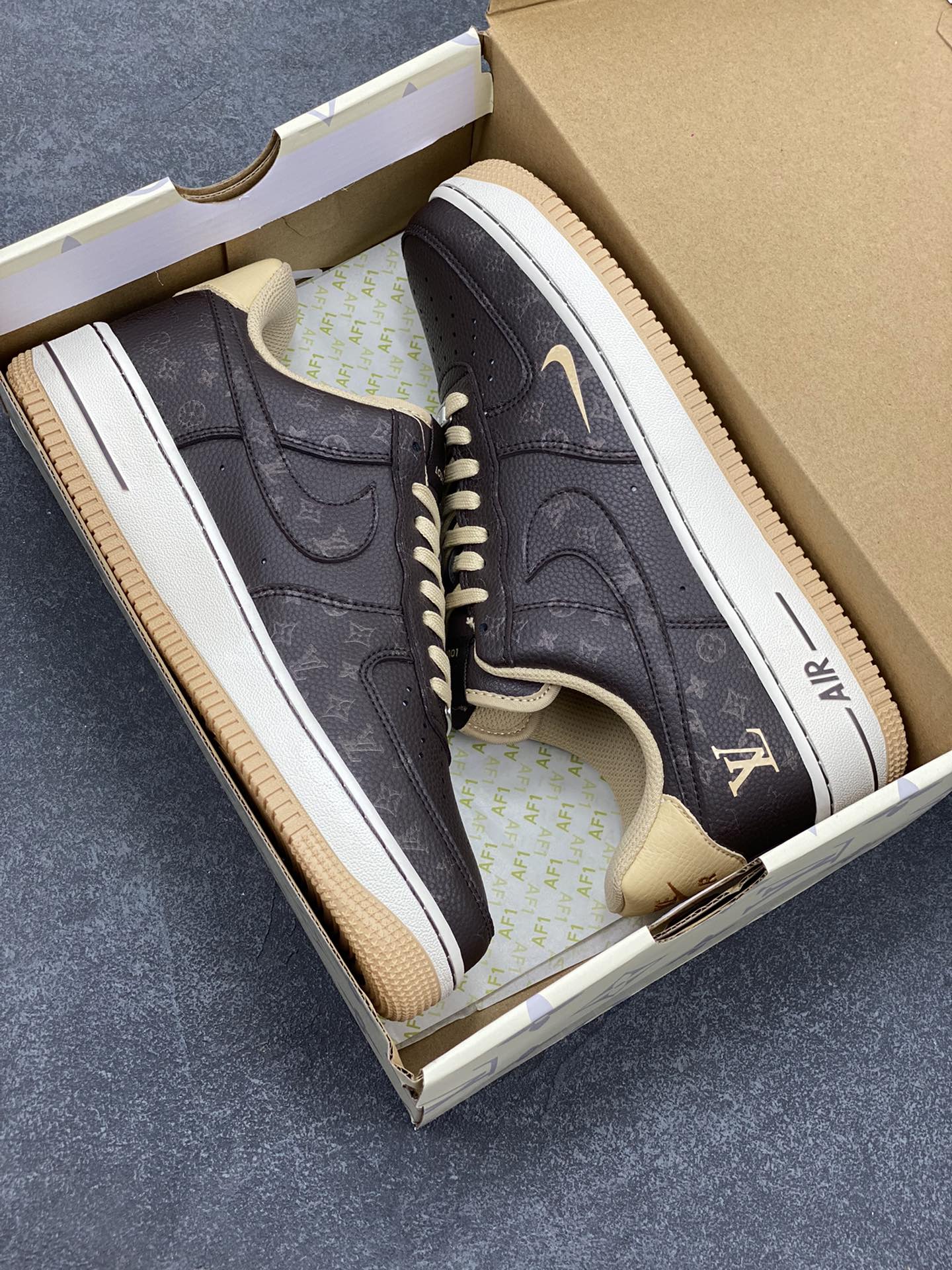 图片[9]-NIke Air Force 1 \’07 Low LV联名-咖啡粽 空军一号低帮 运动鞋 休闲鞋 折边针车 工艺难度大 原楦头原纸板 原装鞋盒 定制五金配件 内置全掌气垫 原厂鞋底 货号：LW9279-007 尺码：36 36.5 37.5 38 38.5 39 40 40.5 41 42 42.5 43 44 44.5 45-选品中心