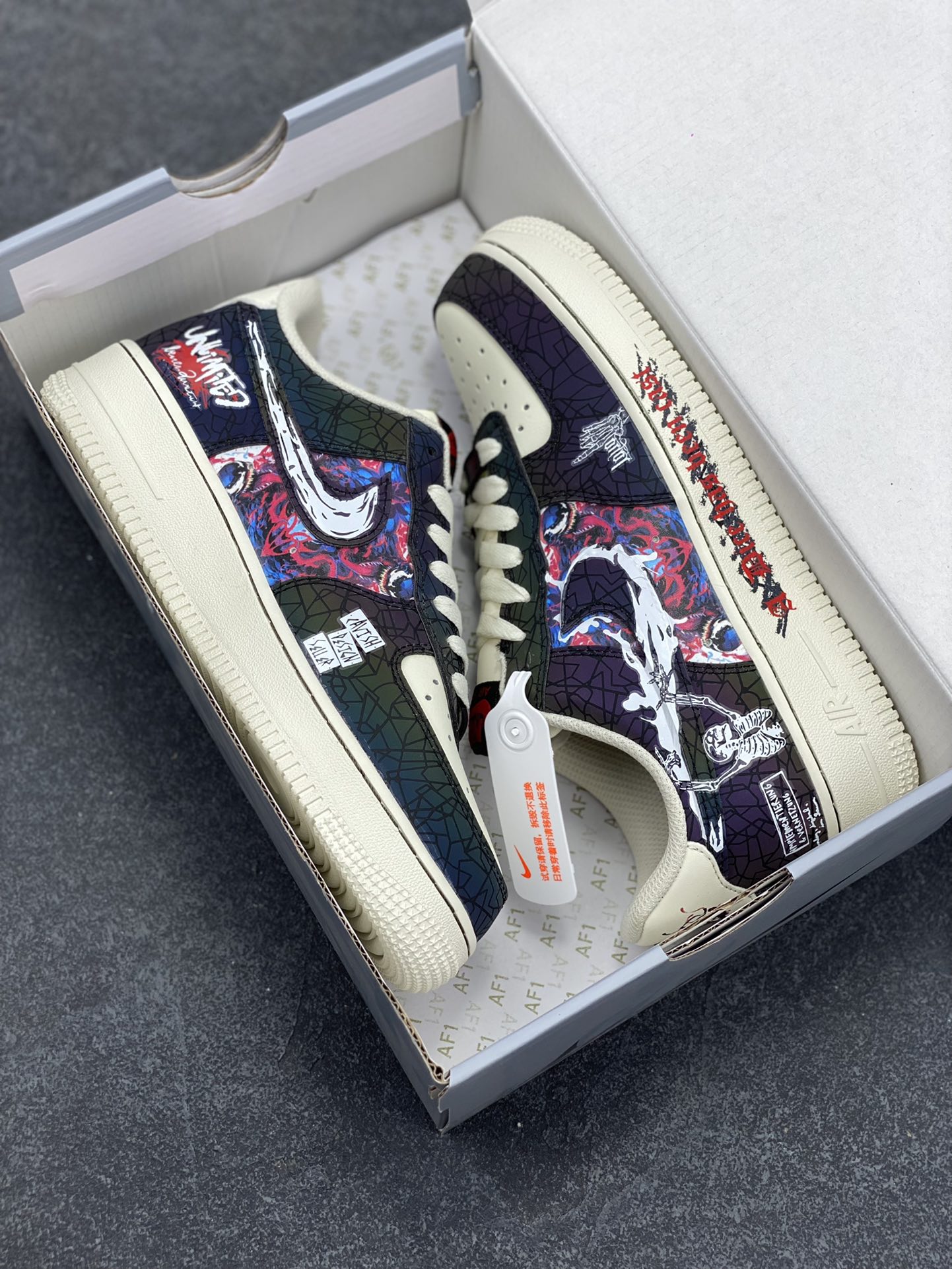 图片[9]-“快乐至死”Nike Air Force 1 “Happy to end”空军一号定制低帮板鞋 跃动在时代浪潮上的精灵，用炽热的灵魂将每一寸时光都点燃成绚烂烟火。这群年轻人挣脱世俗枷锁，以无畏为舟，以热爱为帆，在生活的汪洋中肆意驰骋。他们追逐音乐节上震耳欲聋的鼓点，在霓虹闪烁的舞池里释放自我 货号：DY2032-320 尺码：36 36.5 37.5 38 38.5 39 40 40.5 41 42 42.5 43 44 44.5 45-选品中心