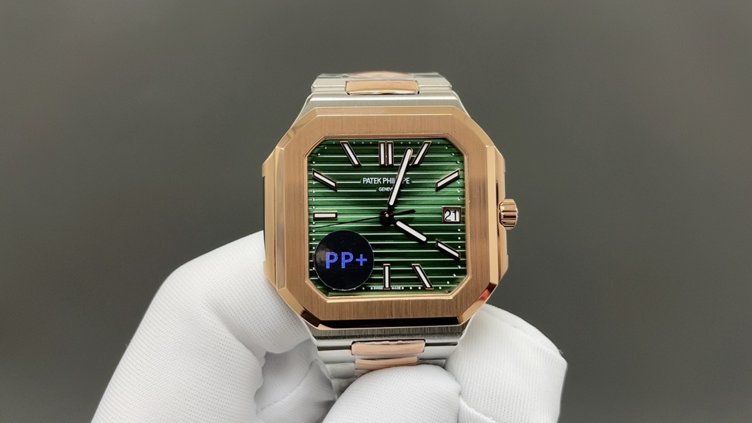 NO:388036,PP+ Patek Philippe Square New Series CUBITUS 5821 Watch Highlight Features 1 movement: equipped with a custom modified Cal.26-SC all-in-one machine, adjusting continuously, adjusting continuously, balance wheel position is the same as the genuine product, automatic winding movement. 2 steel belt: 316L custom-made ergonomic strap, new buckle style. 3 case: size 45 mm thickness is only 8.3mm, which is the diagonal length of the case (i.e. 10 points to 4 points). Because the case is similar to square, the width of the upper and lower sides will be less than this value, so the visual effect is not very large. In terms of matching, 5821 is a sports-style watch, and it is also possible to wear formal wear and casual styles in daily life, patek philippe19860909PP+ 百达翡丽 方形 新系列CUBITUS 5821腕表 亮点特色1机芯:搭载定制改Cal.26- SC一体机,调时不停秒,调时不停秒,摆轮位置均与正品一致,自动上链机芯.2钢带:316L定制级人体工程学表带,新扣款式.3表壳:尺寸45毫米厚度仅8.3mm,为表壳对角线长度(即10点位至4点位),因为表壳近似于方形,上下边的宽度会小于这一数值,所以视觉效果并不是很大. 搭配上,5821属于运动风格腕表,日常搭配正装和休闲风格也可以,,patek philippe,Watch