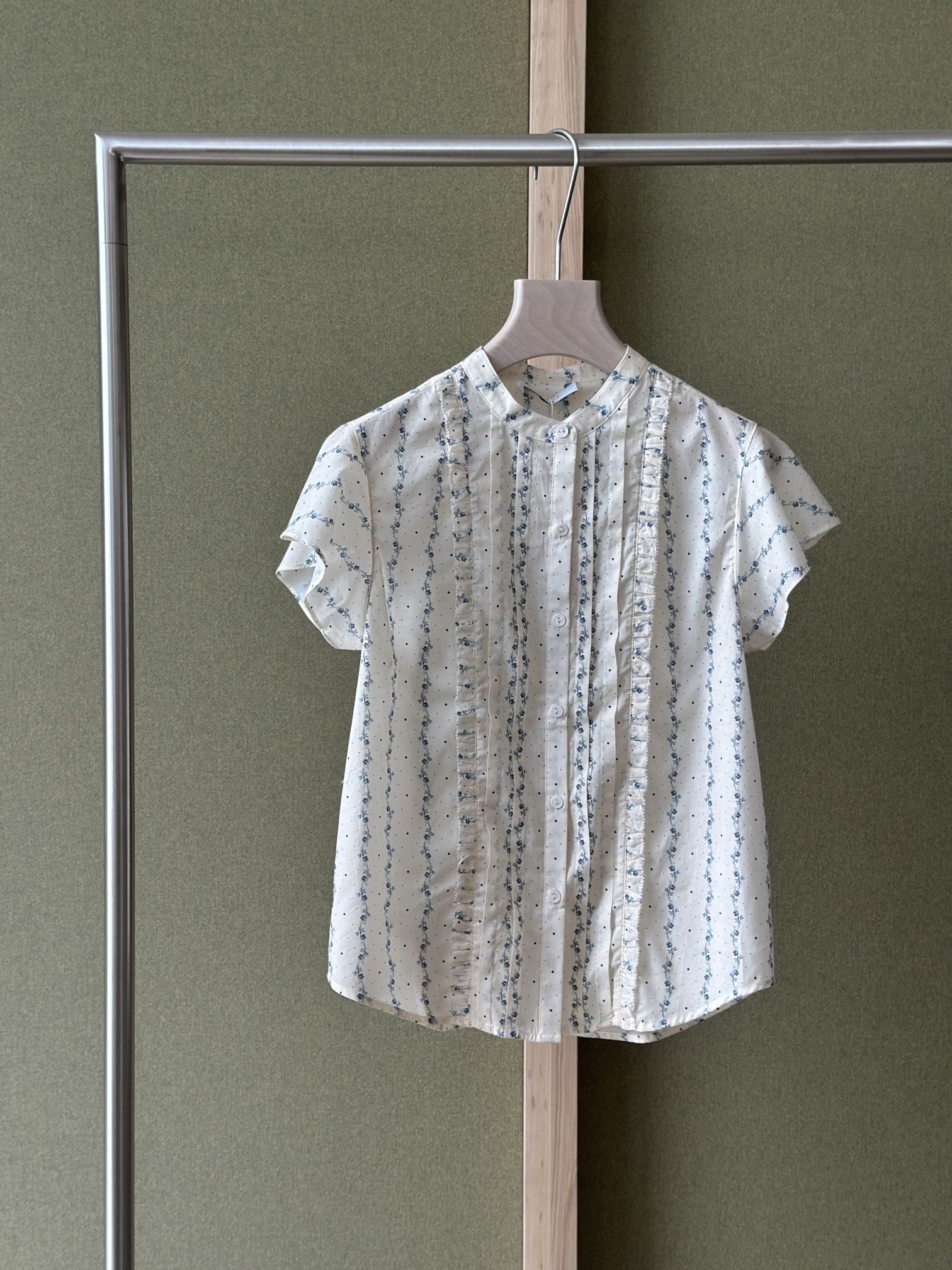 NO:424101,YS ｜New Summer Collection Luff's florals are still invincible beauty~ Refreshing and retro high-end SML,,alexander wang19860909YS ｜New Summer Collection 拉夫的碎花还是无敌美貌～ 清爽又复古高级  SML,,alexander wang,Women's clothing