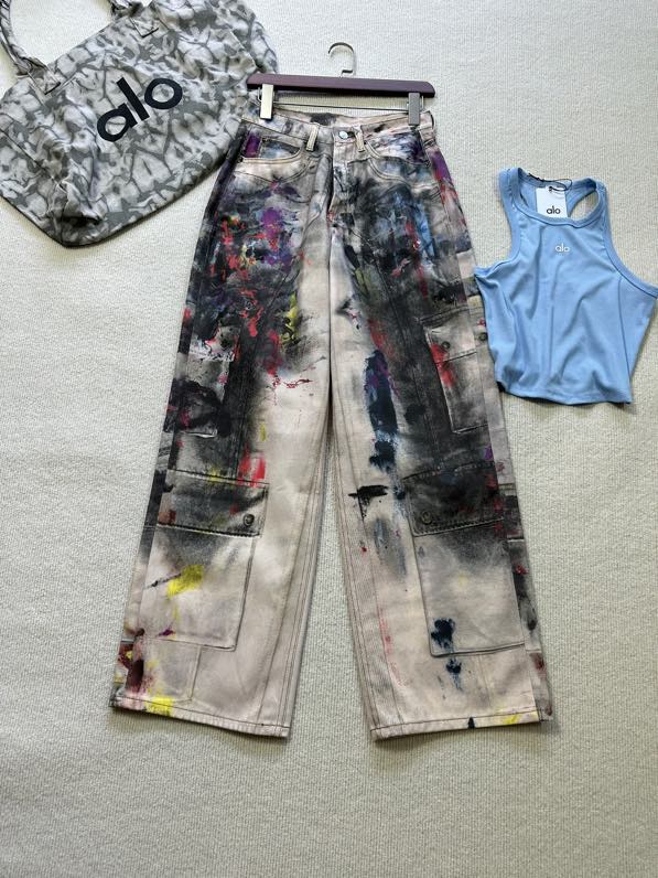 NO:426271,Acnestudios 2025 new summer style Heavy industry painted graffiti fashionable dirty style denim trousers Multi-area painted graffiti design Heavy industry products upper body casual and fashionable Number of codes 26-27-28-29,,acne studios,dior,alexander wang19860909Acnestudios 2025 夏季新款 重工彩绘涂鸦时尚脏脏风牛仔长裤 多区域彩绘涂鸦设计 重工款 上身休闲时尚 码数26-27-28-29,,acne studios,dior,alexander wang,Women's clothing