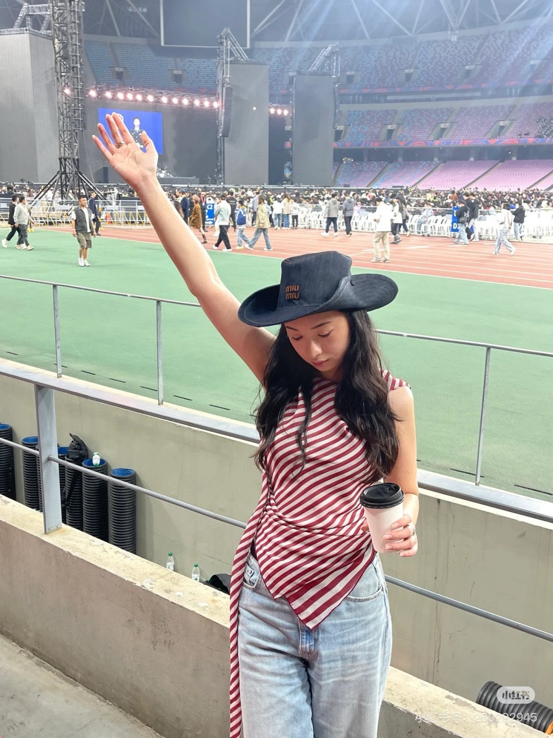 NO:347155,Miumiu cowboy fisherman hat, curled edge design, counter style, head circumference 57cm hat, straw hat, fisherman hat, baseball hat, hat, miumiu, espadrilles, hatsmiumiu缪缪牛仔渔夫帽,卷边设计,专柜款,头围57cm帽子草帽渔夫帽棒球帽,帽子,miumiu,espadrilles,hats,hat