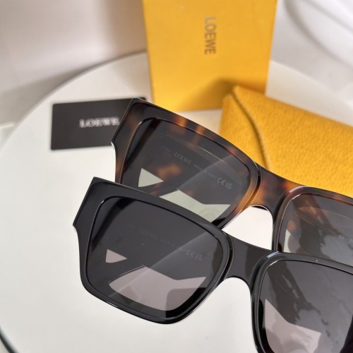 Loewe LW40172U Square Sunglasses | Stylish Shades with Premium Protection 1 Loewe LW40172U Square Sunglasses | Stylish Shades with Premium Protection