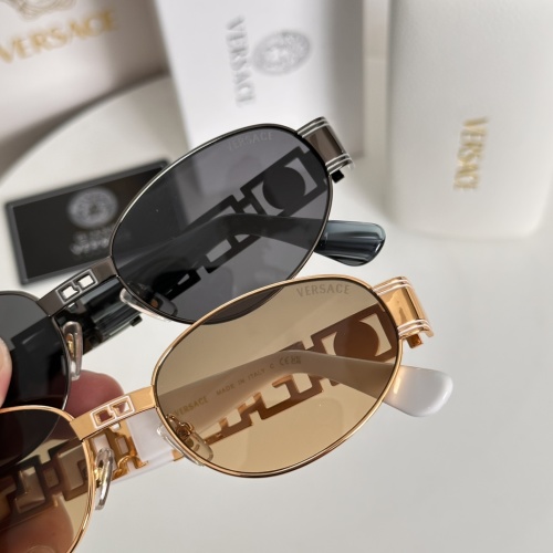 Versace MODS44 Sunglasses - Stylish Shades with Iconic Design, 55-18-145 1 Versace MODS44 Sunglasses - Stylish Shades with Iconic Design, 55-18-145