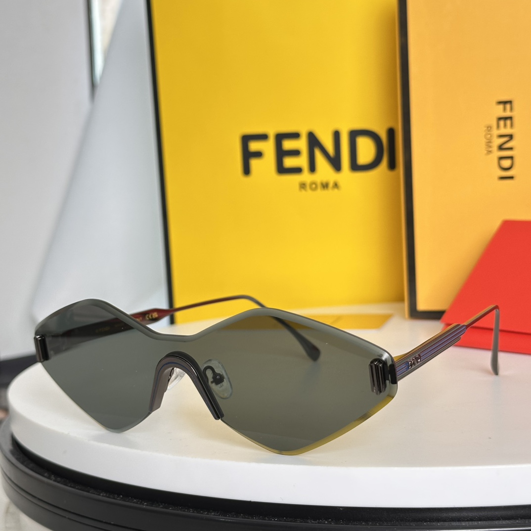  ‼️FEND*✨✨✨MODEL：FE 0440/S✨✨ SIZE：145口0-142✨✨✨