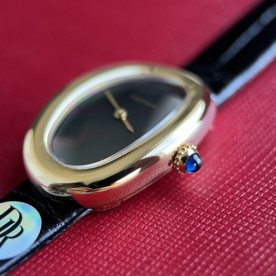 Cartier Baignoire Series Quartz Watch, 32x26mm, Black Alligator Leather Strap 4 i1749564670 8769 2