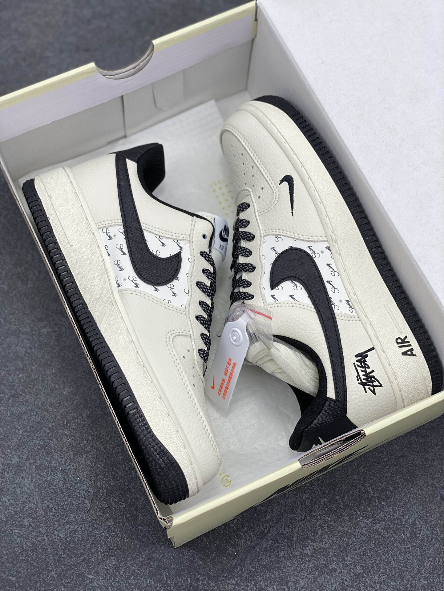 图片[9]-Nike Air Force 1 Low 空军一号低帮百搭休闲运动板鞋。柔软、弹性十足的缓震性能和出色的中底设计，横跨复古与现代的外型结合，造就出风靡全球三十多年的Force 1，直到今天还深受青睐。 货号：ZD3328-001 尺码：36 36.5 37.5 38 38.5 39 40 40.5 41 42 42.5 43 44 44.5 45-选品中心