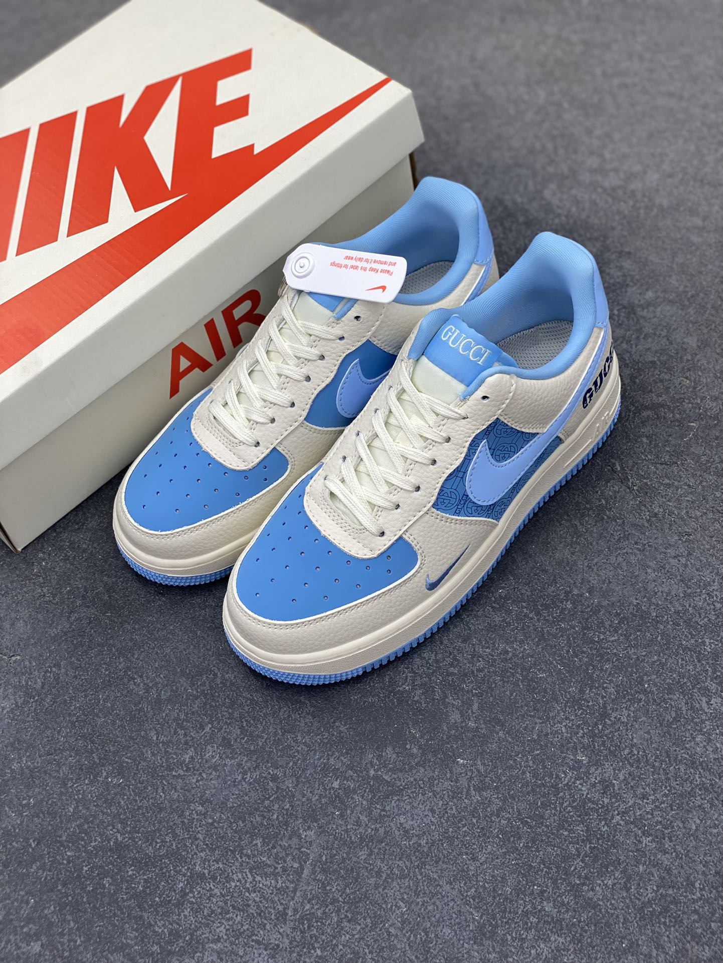 图片[8]-NIke Air Force 1 \’07 Low “古驰联名——冰山蓝”空军一号 低帮 运动鞋 休闲鞋 折边针车 工艺难度大 原楦头原纸板 原装鞋盒 定制五金配件 内置全掌气垫 原厂鞋底 货号：DF0188-067 尺码：36 36.5 37.5 38 38.5 39 40 40.5 41 42 42.5 43 44 44.5 45-选品中心