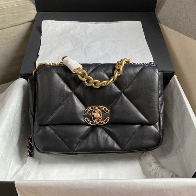 19Bag Karl Lagerfeld Virginie Viard —— CHANEL 19 2.55 C :8067 26*9*16