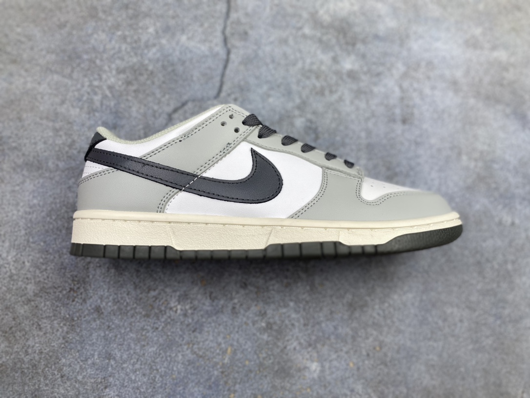 集 福利 B版 Nike SB Dunk Low x Louis Vuitton 独家版型蒸餾加工 帶來的是更好的视觉和脚感体验 大厂品质出货 清洁度 电绣工艺 皮料切割干净无任何毛边 细节完美 官方货号:JH8035 928LFZ a95vb3