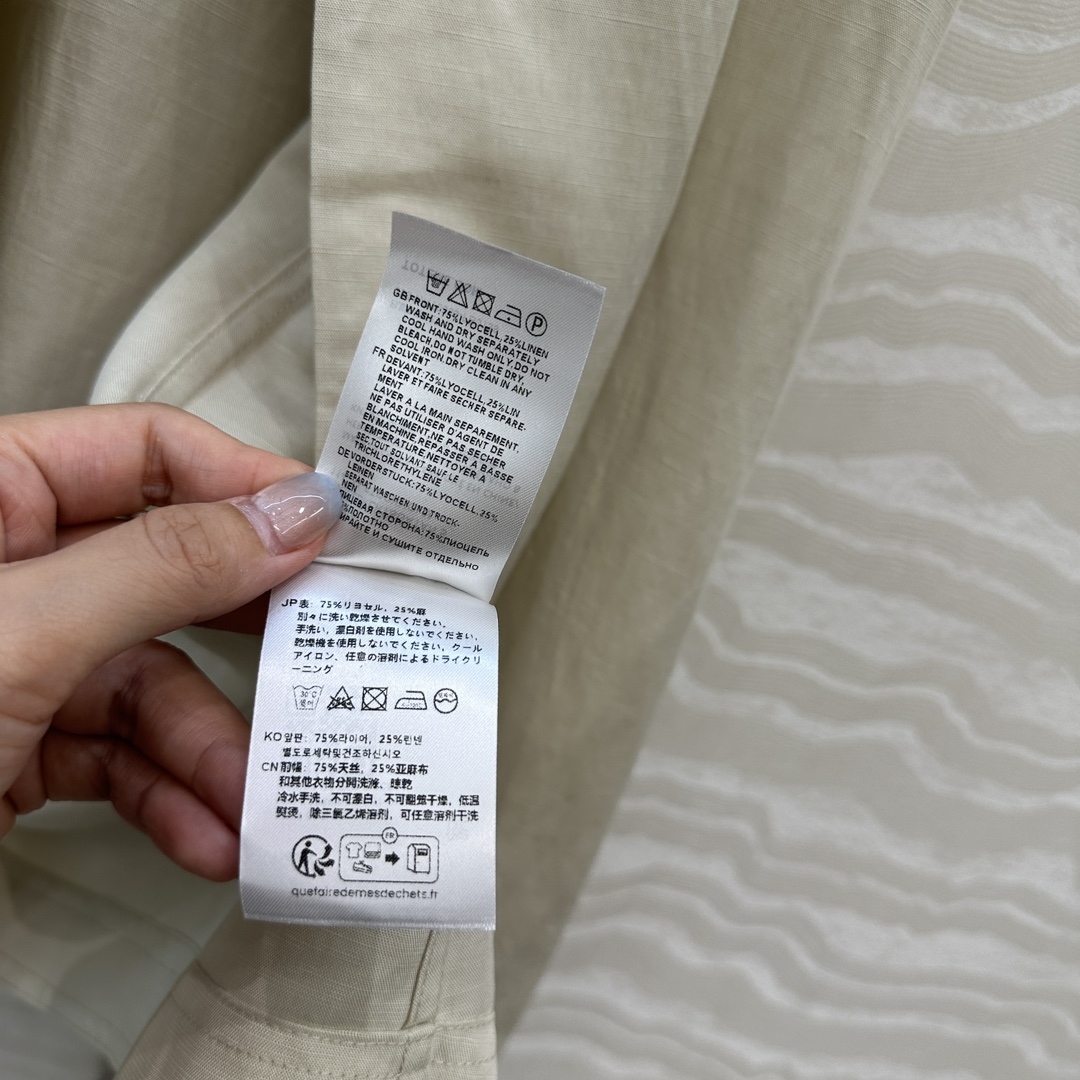 独家首发♥️原单品质TM*长期主义，老钱风松弛感穿搭❤️莱赛尔天丝亚麻 收腰西装两件套！极简主义风翻领收