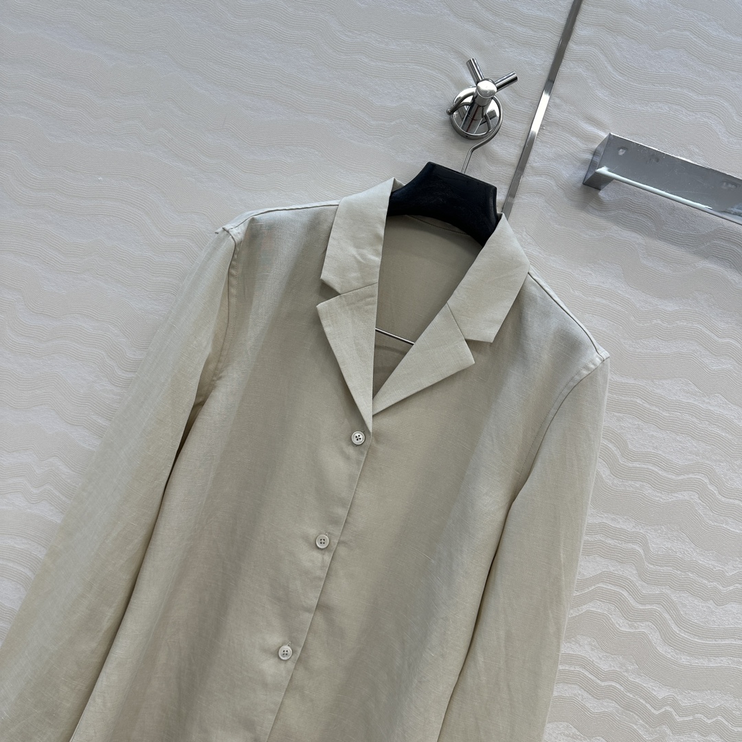 独家首发♥️原单品质TM*长期主义，老钱风松弛感穿搭❤️莱赛尔天丝亚麻 收腰西装两件套！极简主义风翻领收