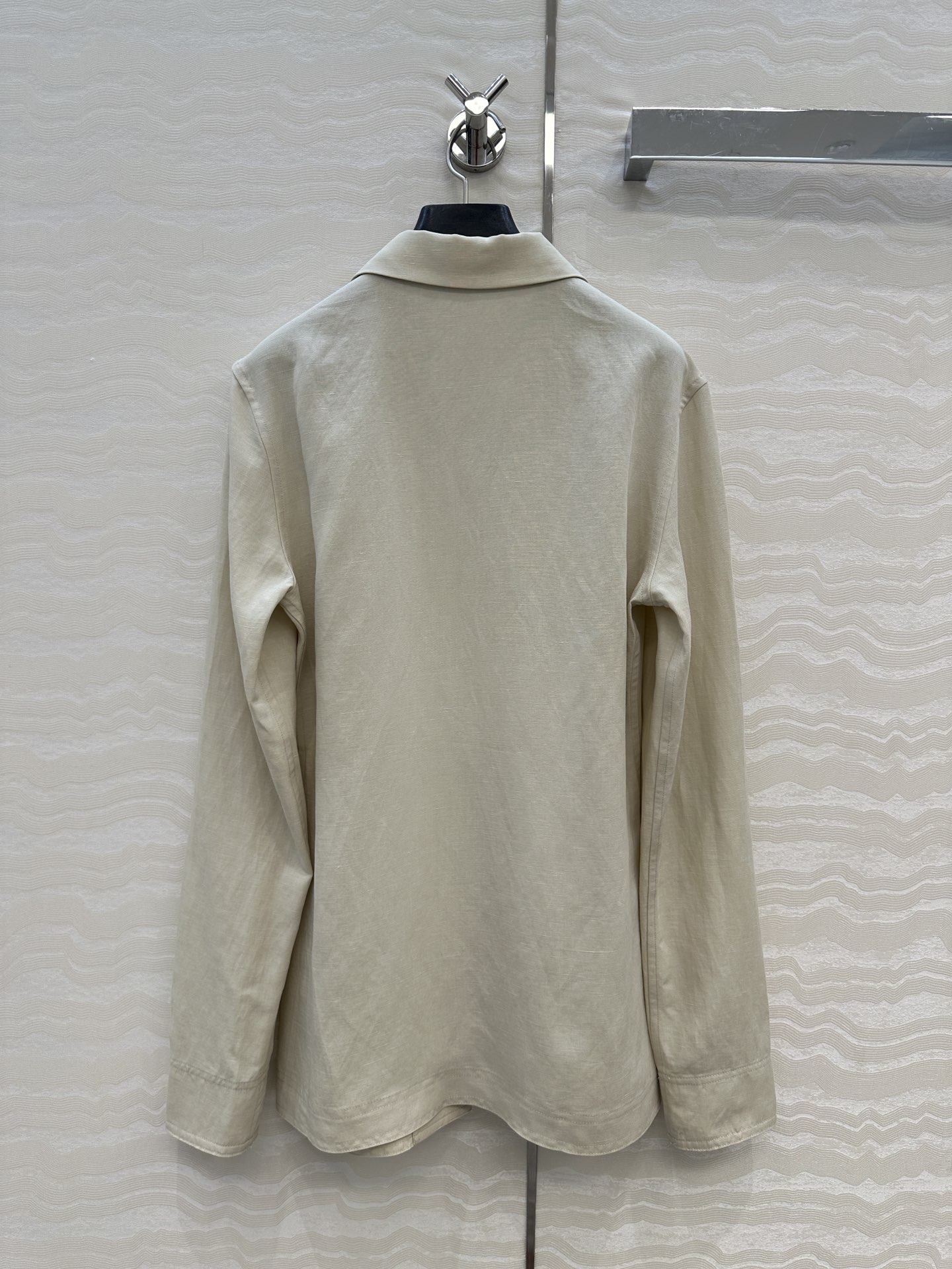 独家首发♥️原单品质TM*长期主义，老钱风松弛感穿搭❤️莱赛尔天丝亚麻 收腰西装两件套！极简主义风翻领收