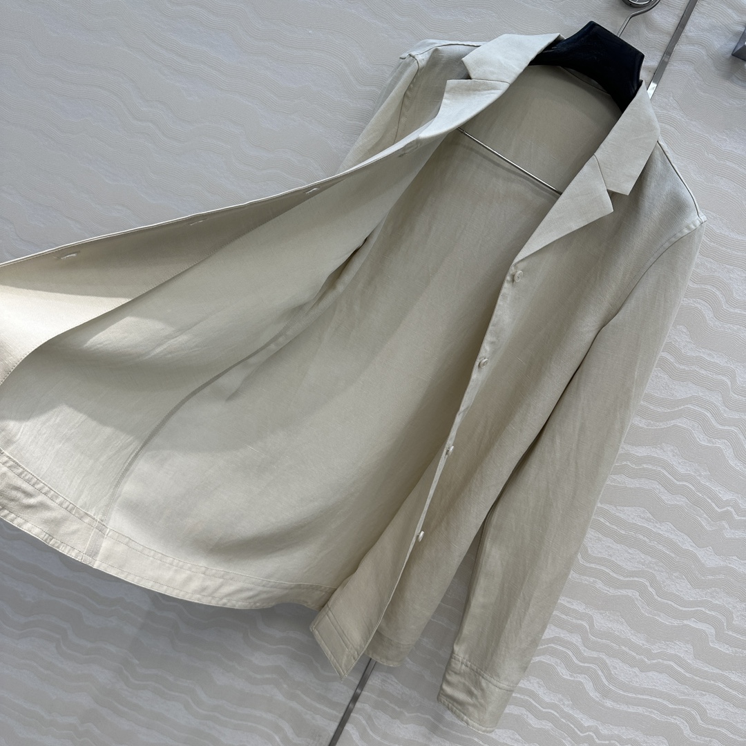 独家首发♥️原单品质TM*长期主义，老钱风松弛感穿搭❤️莱赛尔天丝亚麻 收腰西装两件套！极简主义风翻领收