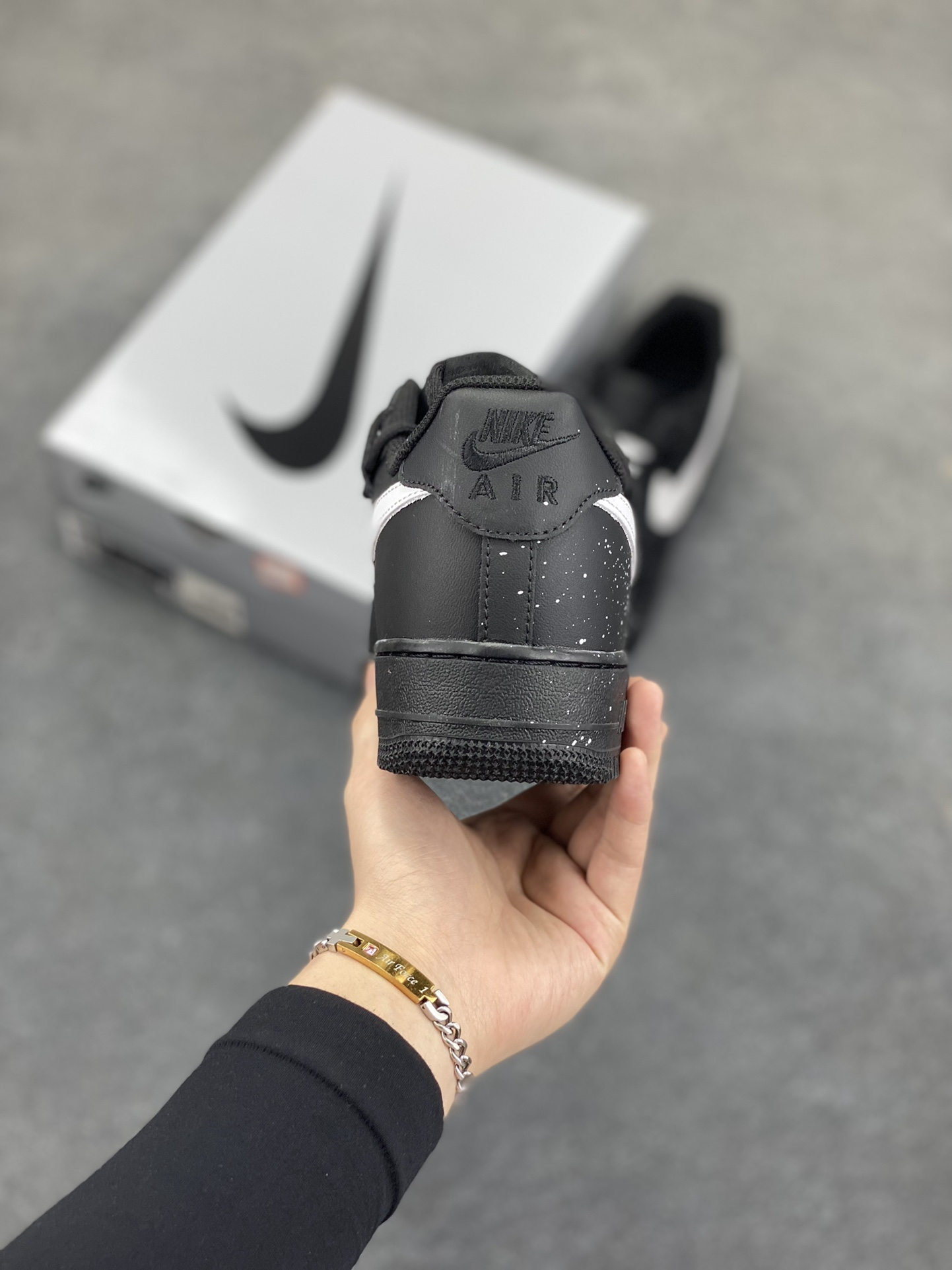 图片[4]-Nike Air Force 1 Low’07 白色满天星泼墨 空军一号低帮休闲板鞋 定制皮料 原厂3D打印 定制鞋盒 原楦原纸板 纯正空军版型 内置全掌气垫 货号：ZH0316-090 尺码：36 36.5 37.5 38 38.5 39 40 40.5 41 42 42.5 43 44 44.5 45-选品中心