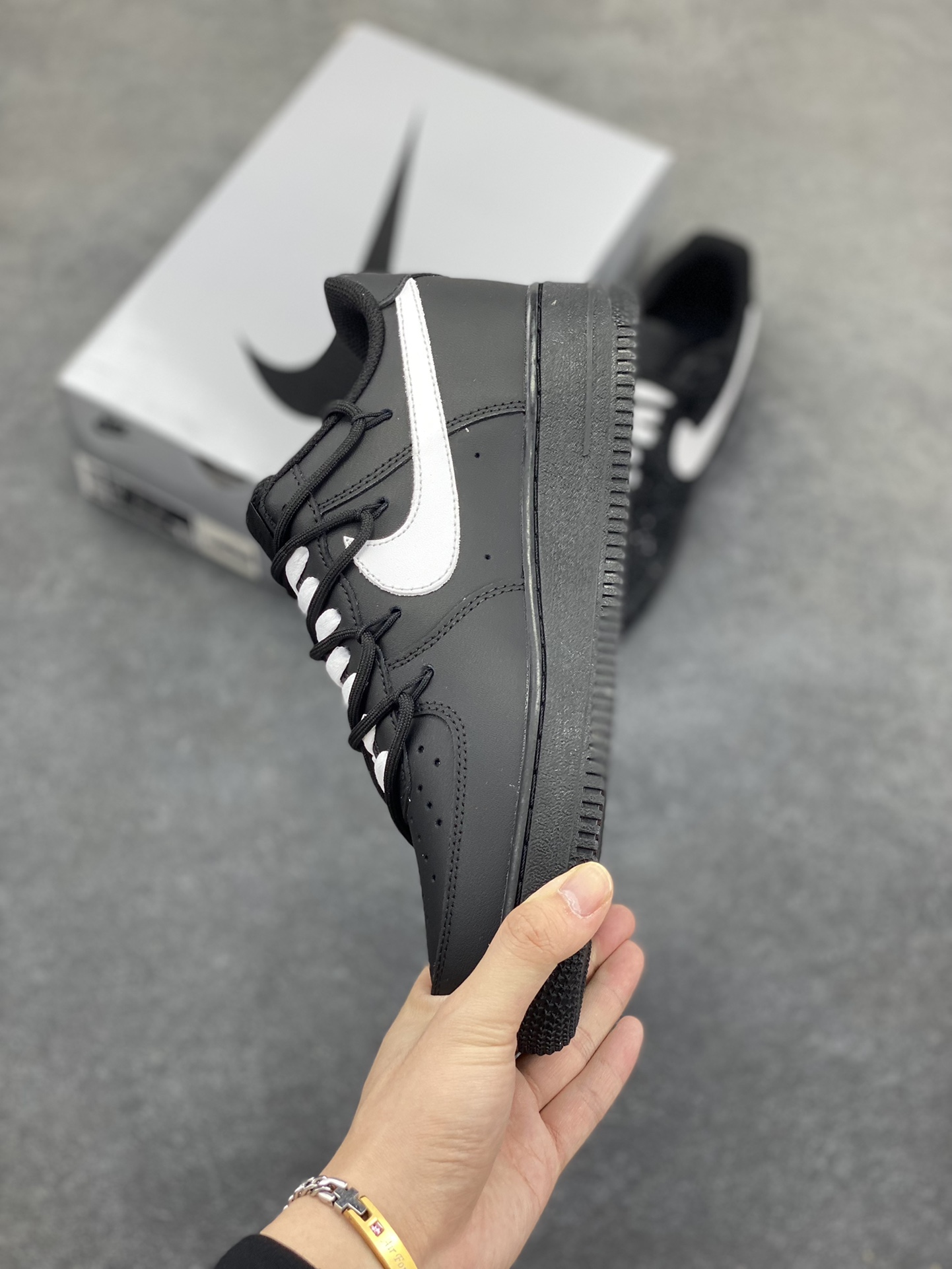 图片[3]-Nike Air Force 1 Low’07 白色满天星泼墨 空军一号低帮休闲板鞋 定制皮料 原厂3D打印 定制鞋盒 原楦原纸板 纯正空军版型 内置全掌气垫 货号：ZH0316-090 尺码：36 36.5 37.5 38 38.5 39 40 40.5 41 42 42.5 43 44 44.5 45-选品中心