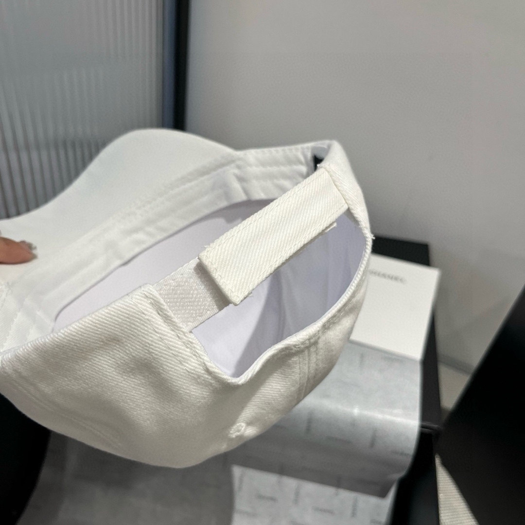 P

巴黎世家BALENGIAGA 棒球帽