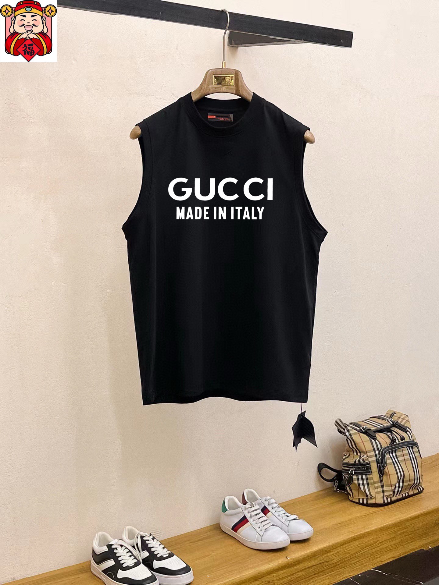 Gucci 品牌【GUCCI 古奇】2024夏季新品背心T袖 简约款式 任何人都可以轻松驾驶 进口定制丝光棉面料 手软舒适有型 吸汗透气