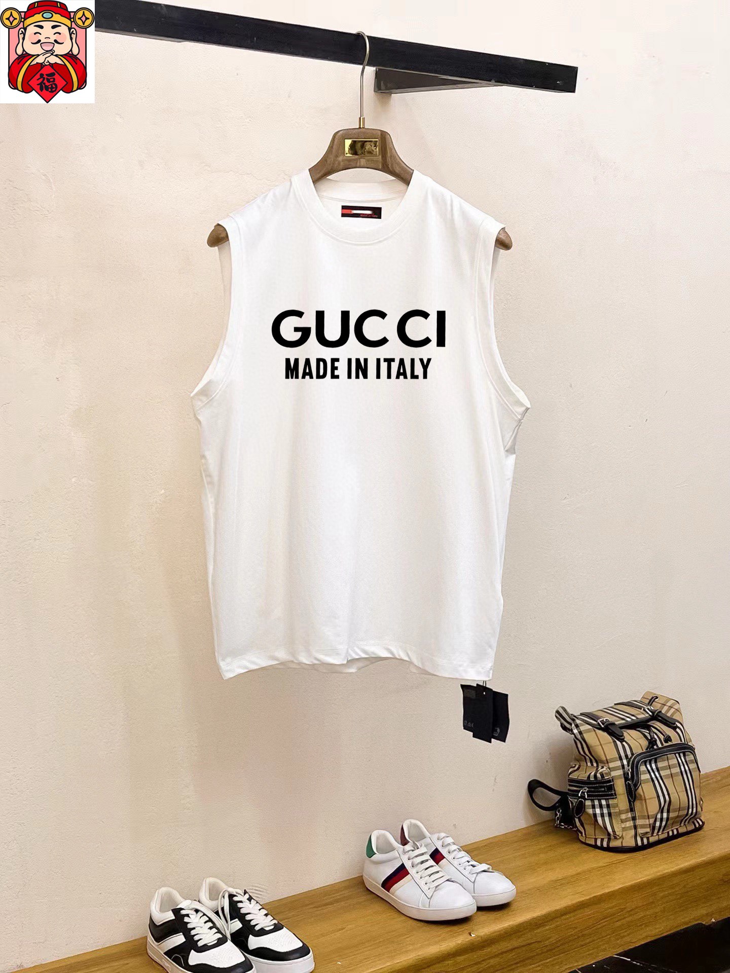 Gucci 品牌【GUCCI 古奇】2024夏季新品背心T袖 简约款式 任何人都可以轻松驾驶 进口定制丝光棉面料 手软舒适有型 吸汗透气