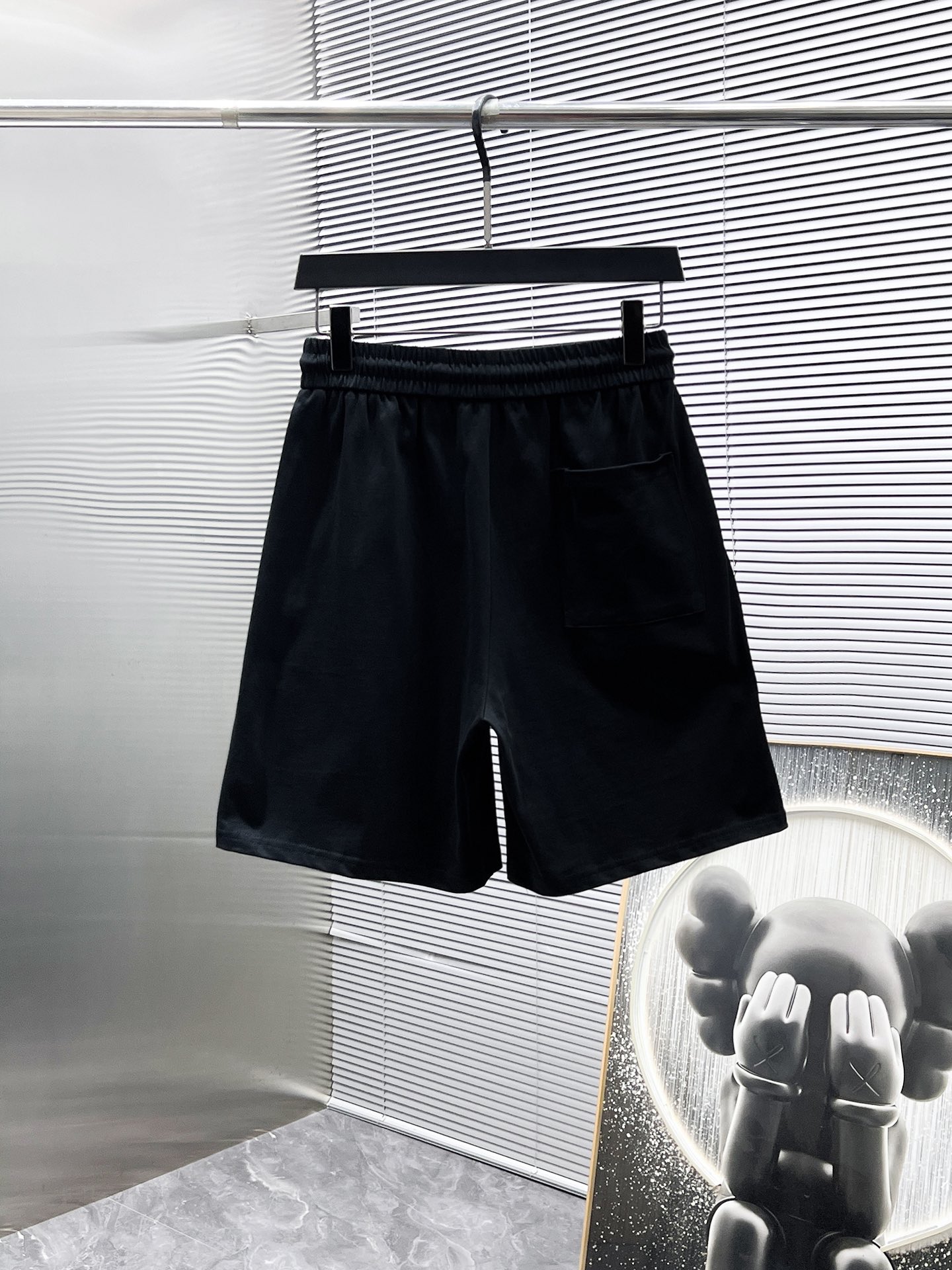 Versace 2025 Summer Men's Black Medusa Logo Short Sleeve Shorts Set 10 i1749742823 6403 8