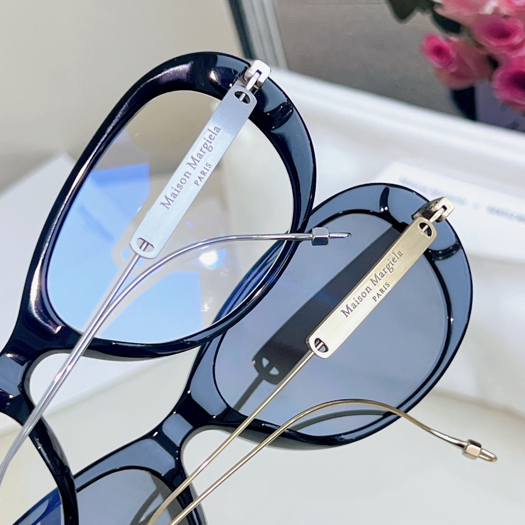  zP开模 纯钛笔 TITANIUM
Maison Margiela x Gentle Monster
