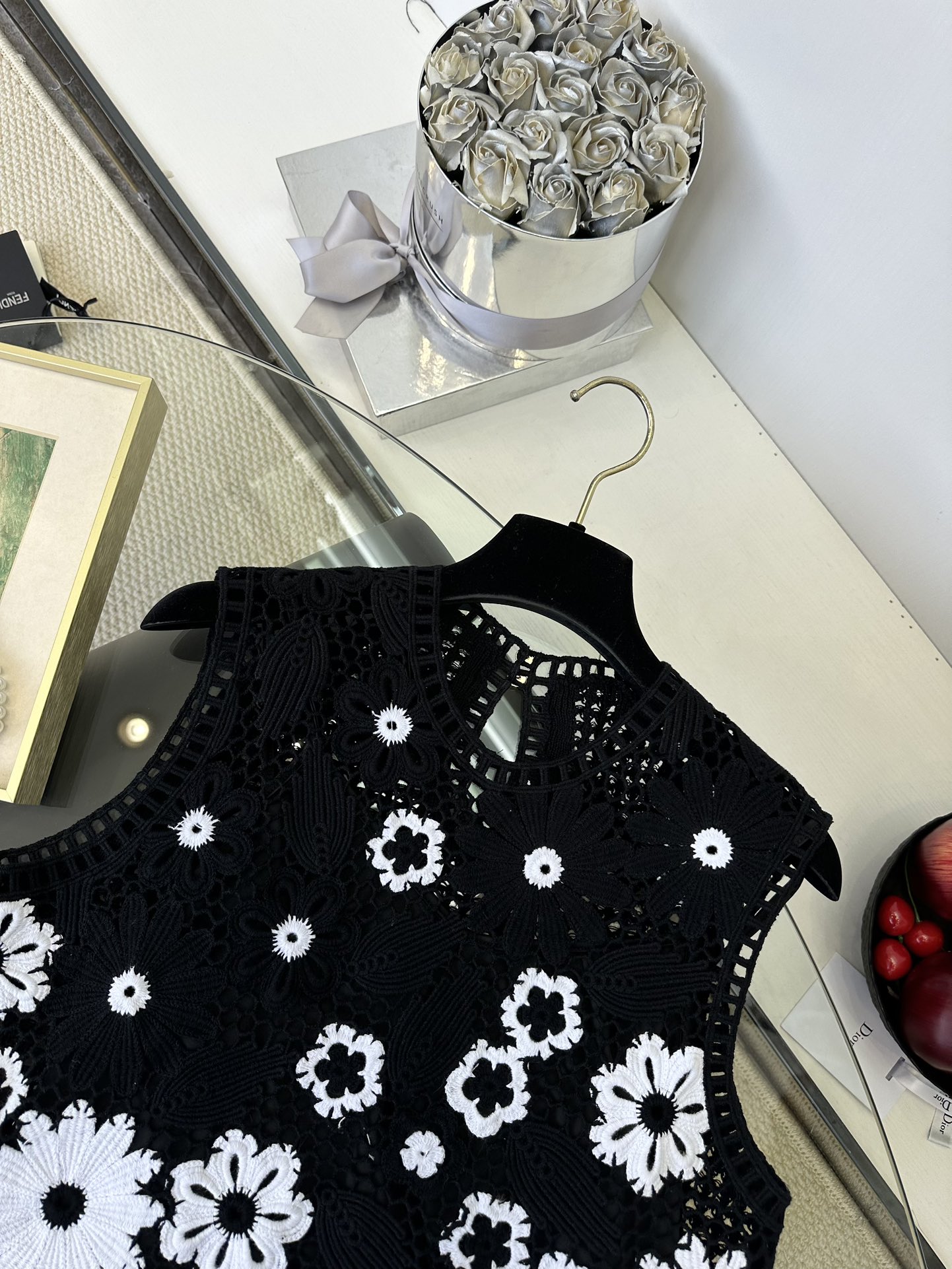 Maje Crochet Floral Top - Elegant Black and White Knit Blouse 6 i1749794069 8897 4