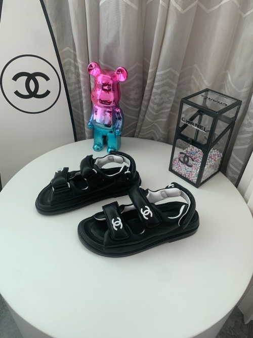 Chic Chanel Black Leather Sandals, Spring/Summer Collection, Sizes 35-40 1 Chic Chanel Black Leather Sandals, Spring/Summer Collection, Sizes 35-40