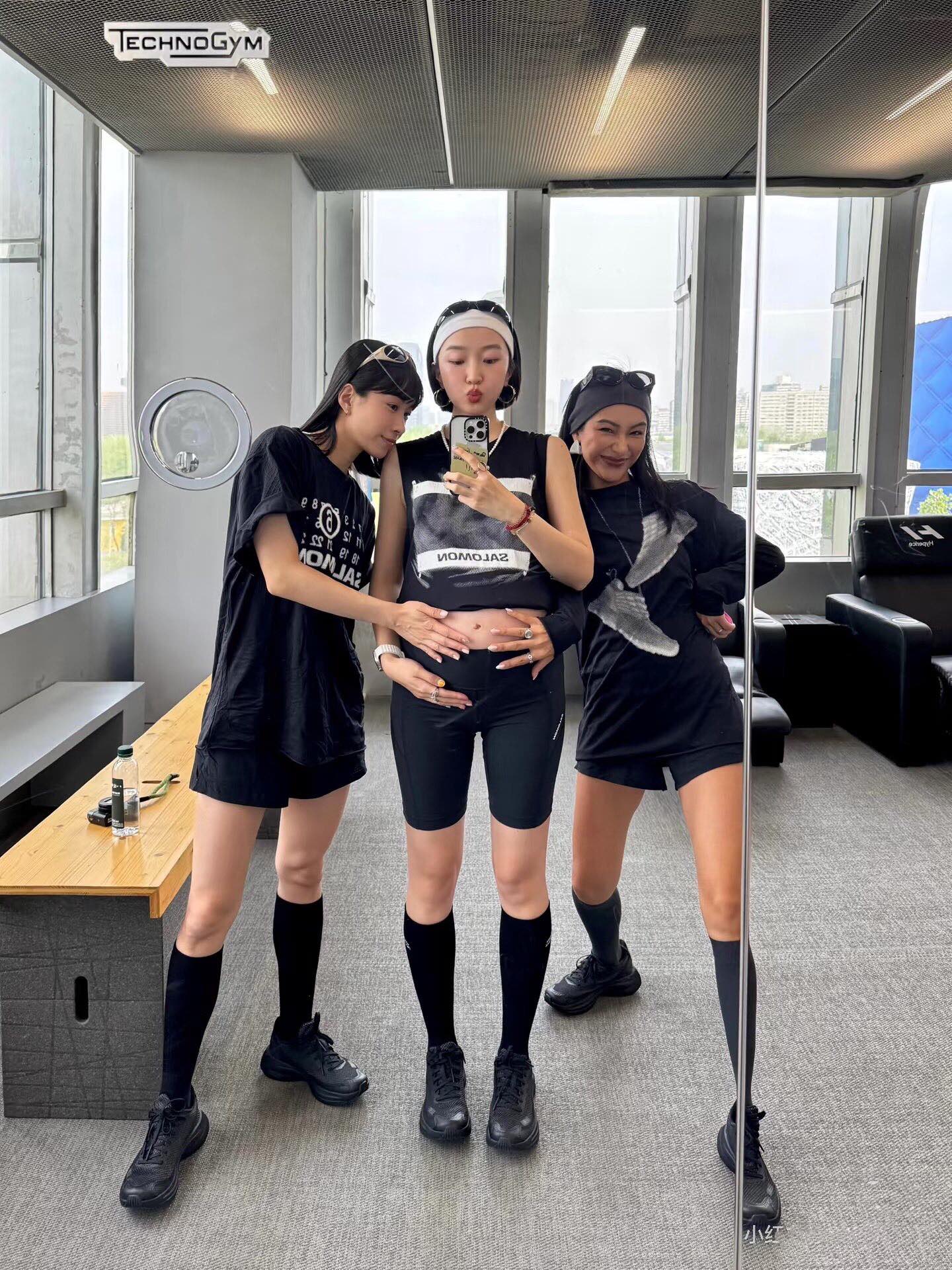 NO:409819,Share pictures of footwear, casual shoes/sports shoes, sneakers19860909上脚图分享,休闲鞋/运动鞋,sneakers,Women's Shoes