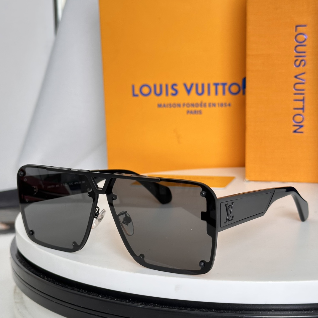  ‼️LOUIS VUITTO*
TOP QUALITY
MODELZ2615UZ2629U
SIZE4