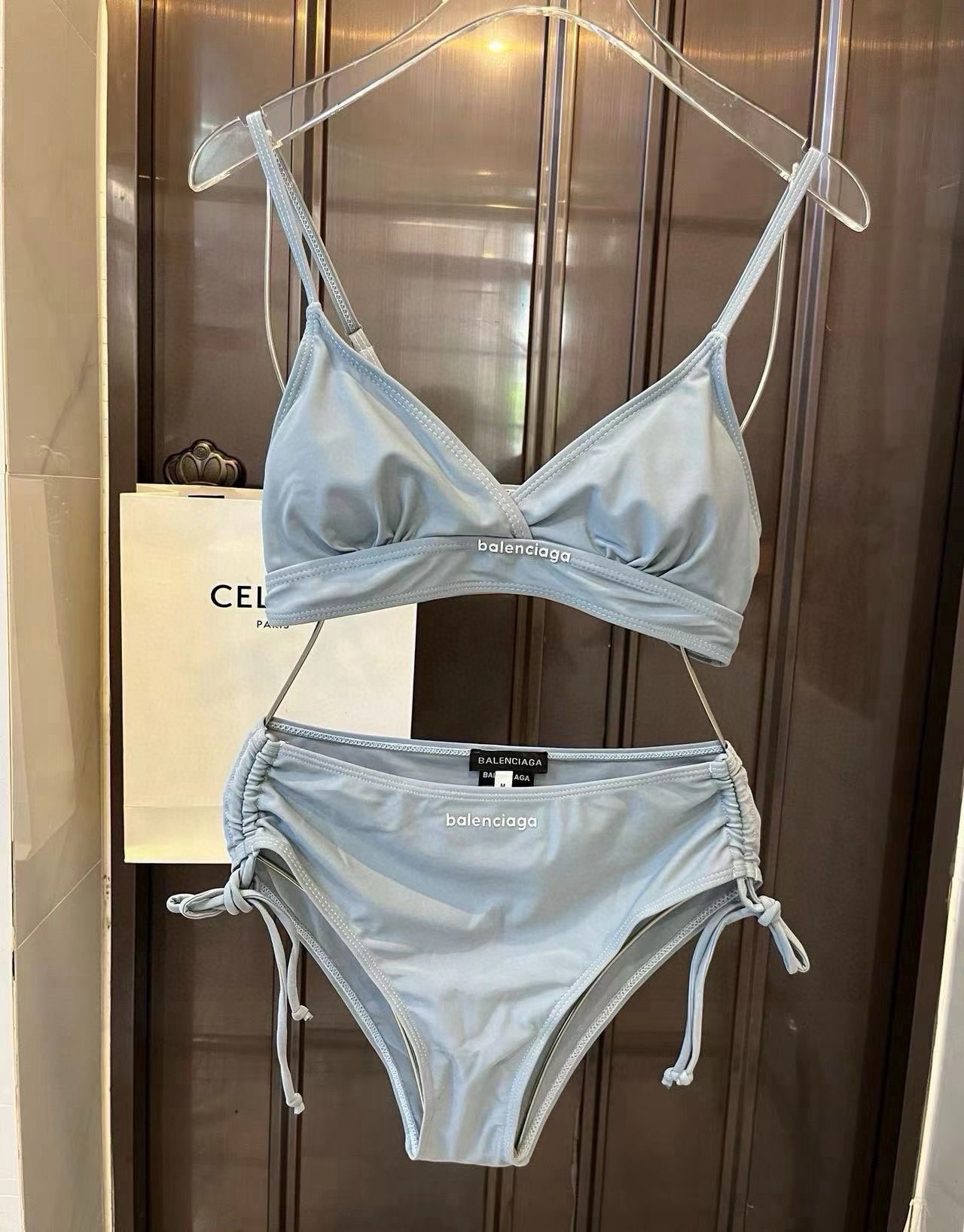 NO:374826,Balenciaga sports suit bikini, simple and atmospheric, S M L XL swimsuits, swimsuits, swimsuits, bikinis, balenciaga, balenciaga, swimsuits, bikinis19860909 巴黎世家balenciaga运动套装比基尼,简约大气,S M L XL泳衣泳裤比基尼,泳衣，泳裤，比基尼,balenciaga,balenciaga,swimsuits,bikinis,accessory