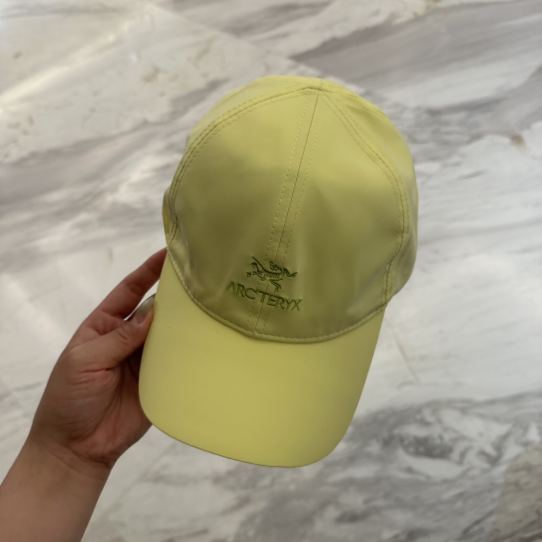 

始祖鸟 新款高版本速干面料棒球帽，大牌同步，超好搭配，出货！