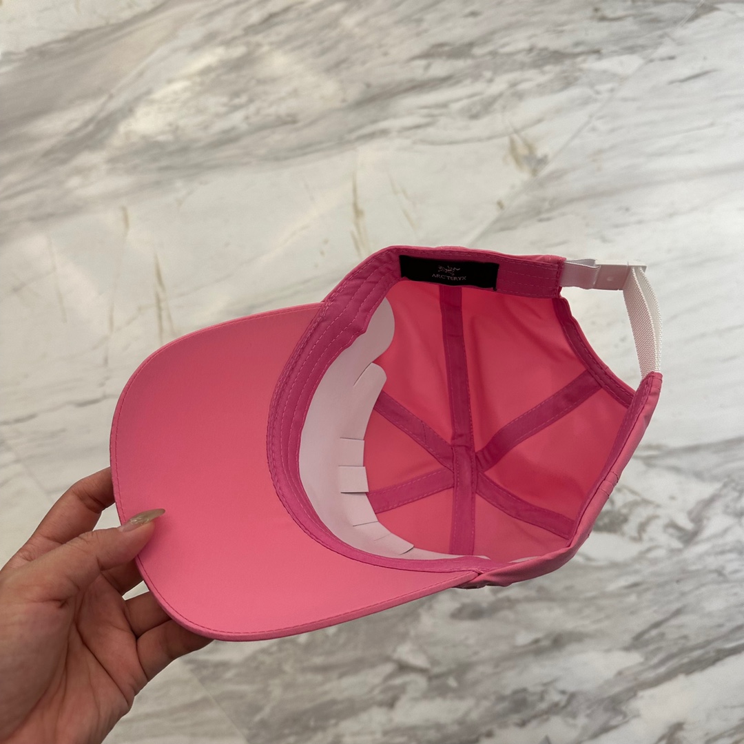 

始祖鸟 新款高版本速干面料棒球帽，大牌同步，超好搭配，出货！