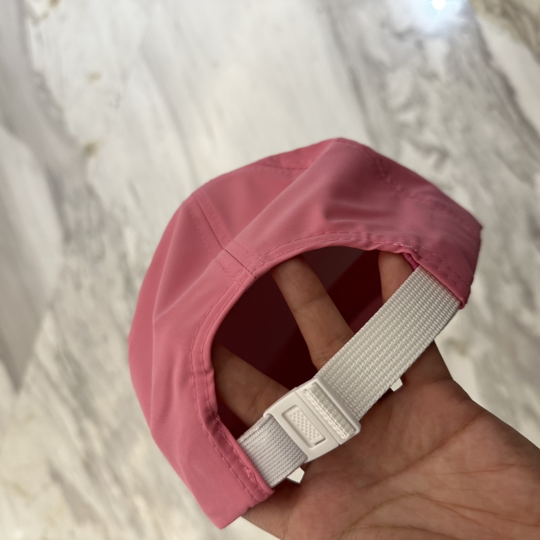 

始祖鸟 新款高版本速干面料棒球帽，大牌同步，超好搭配，出货！