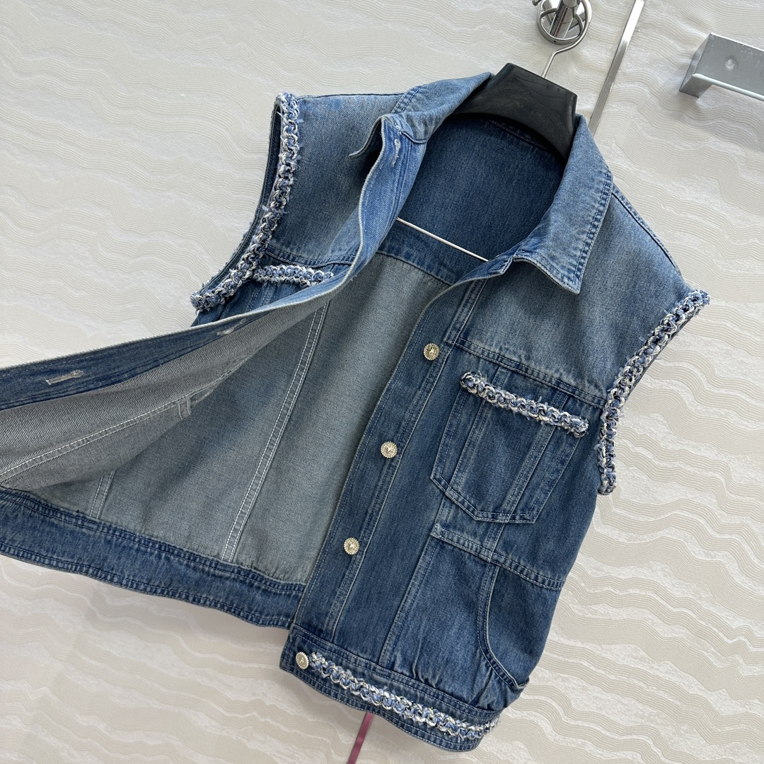 Stylish Handmade Cowboy Vest for 🍒Cocogirls 25th Series – Limited Edition - 图片 8