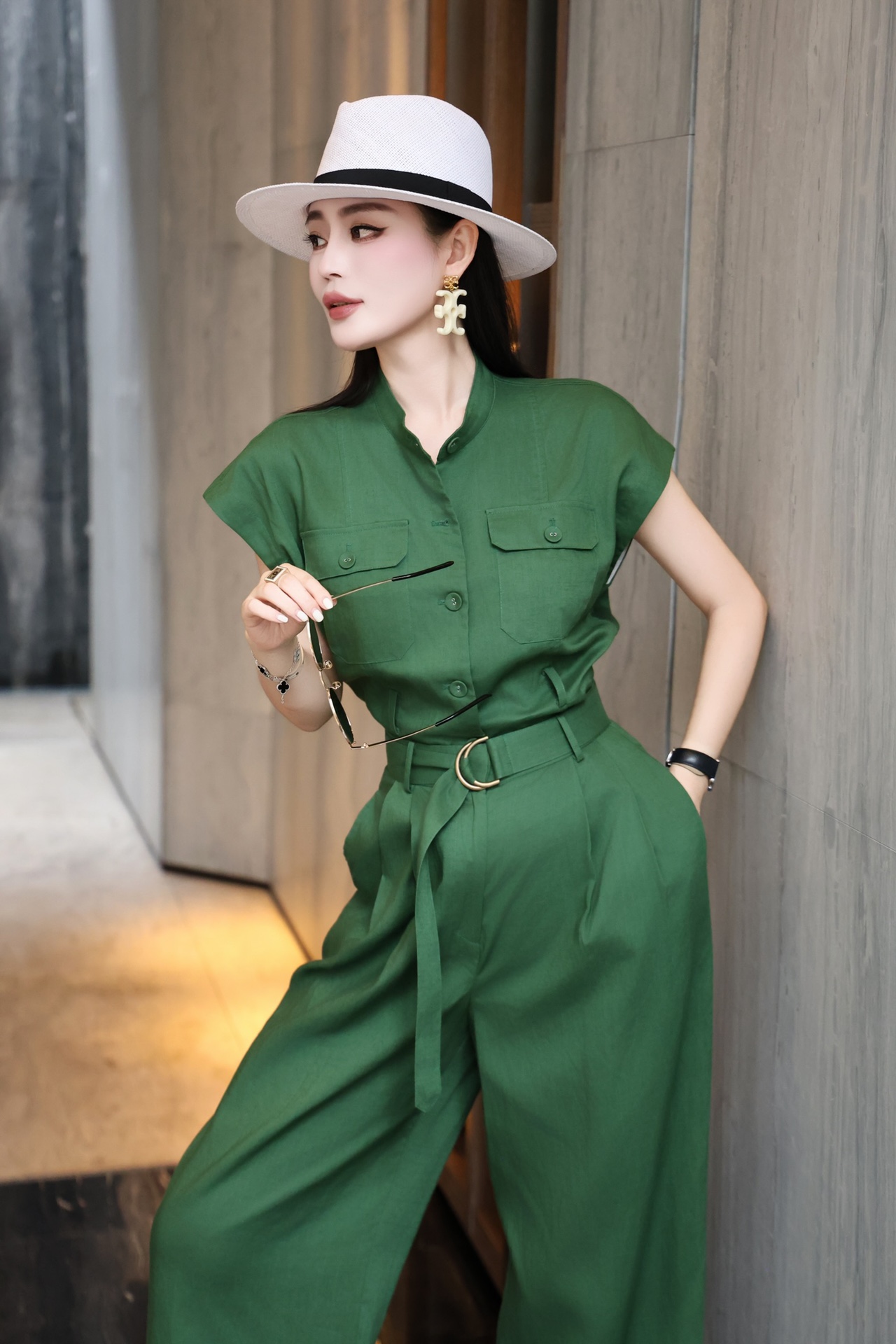 High-end Quality Women’s Clothes with Small Spot Design, Various Sizes Available - 图片 5