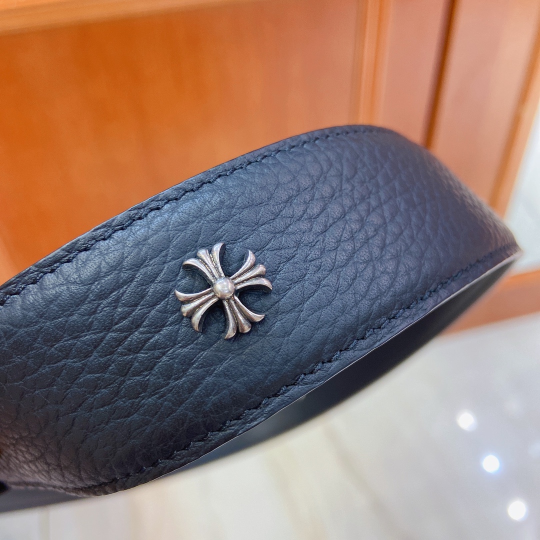 Chrome Hearts Crocson: Pro-Performance Punk Fashion with Precise Gold and Silver Details - 图片 9